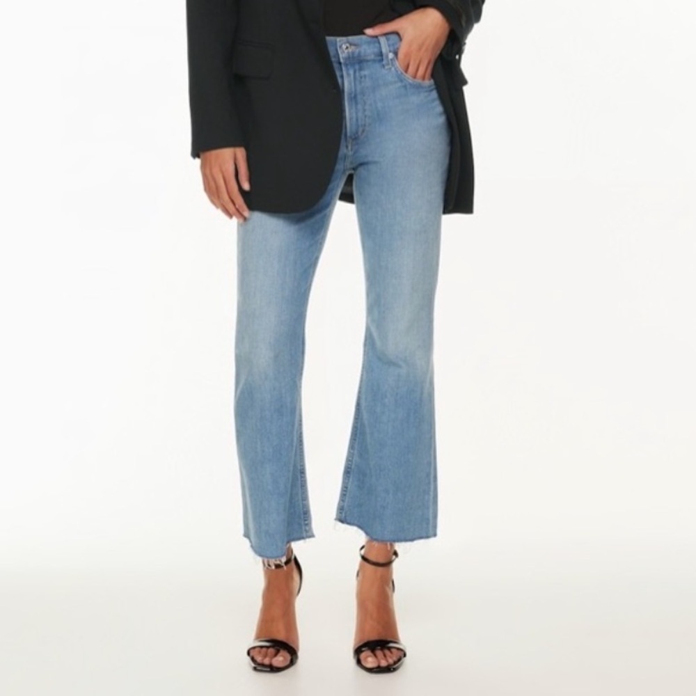 Citizens of Humanity Isola Cropped Boot Cut Raw Hem Denim Blue Jeans Size 25 EUC